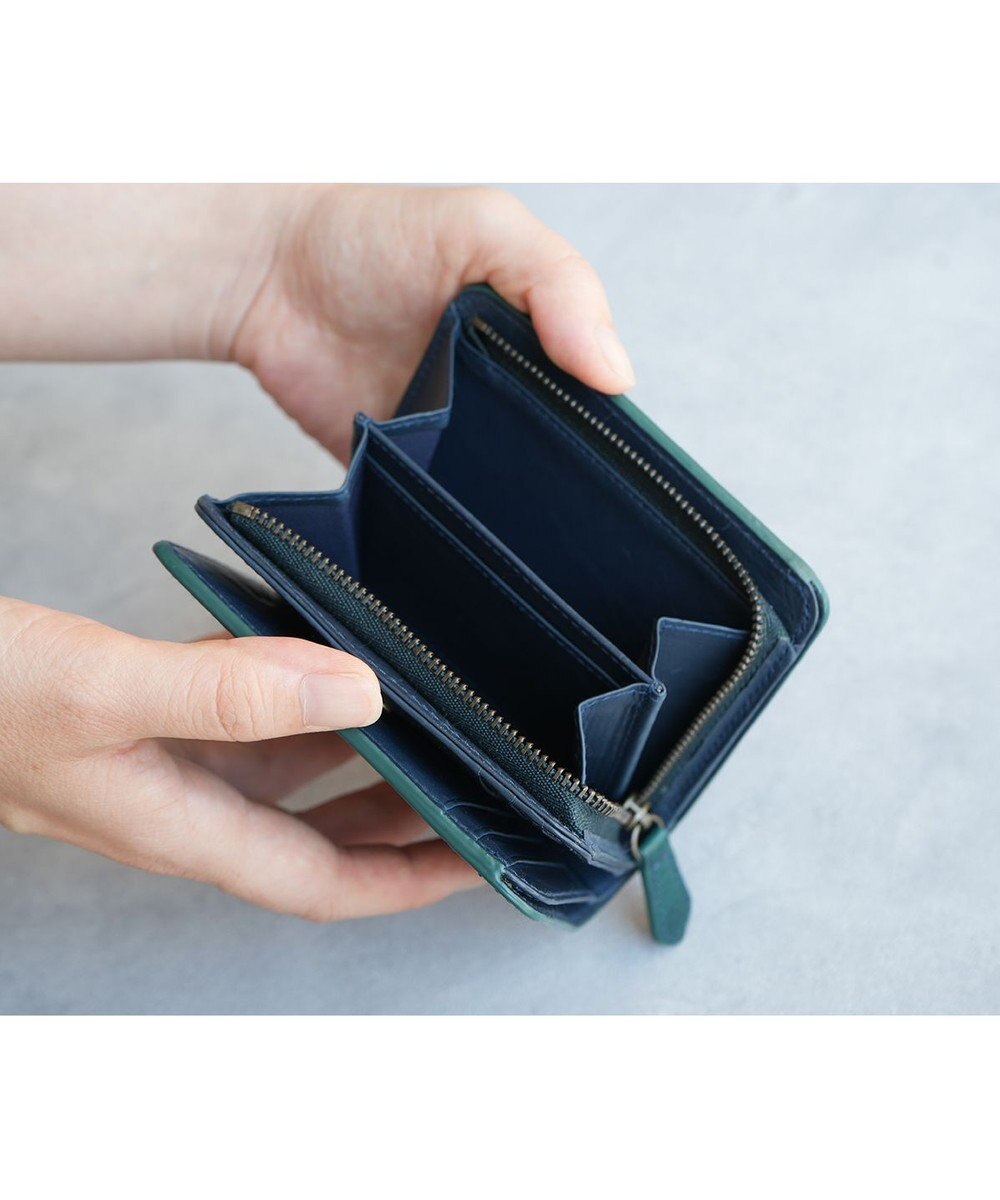 genten ダイヤカットワーク　二つ折り財布 