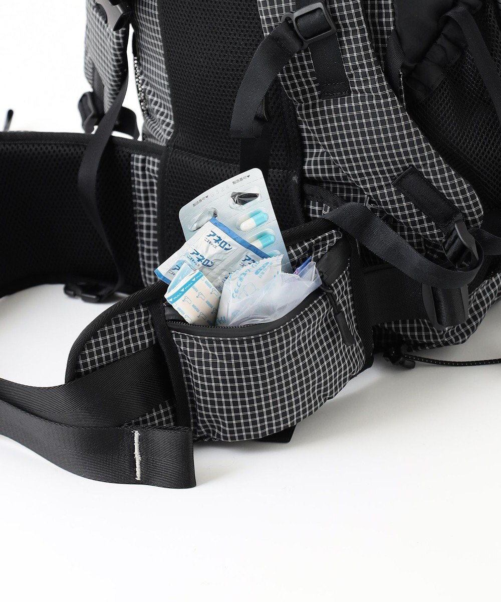 JOSEPH ABBOUD MOUNTAIN 【軽量/ECO撥水/サスティナブル素材/サコッシュが取り外せる】リサイクルリップストップ バックパック 33L 