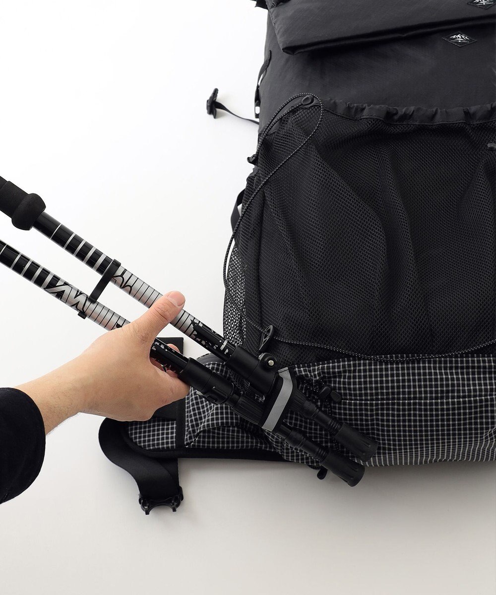 JOSEPH ABBOUD MOUNTAIN 【軽量/ECO撥水/サスティナブル素材/サコッシュが取り外せる】リサイクルリップストップ バックパック 33L 