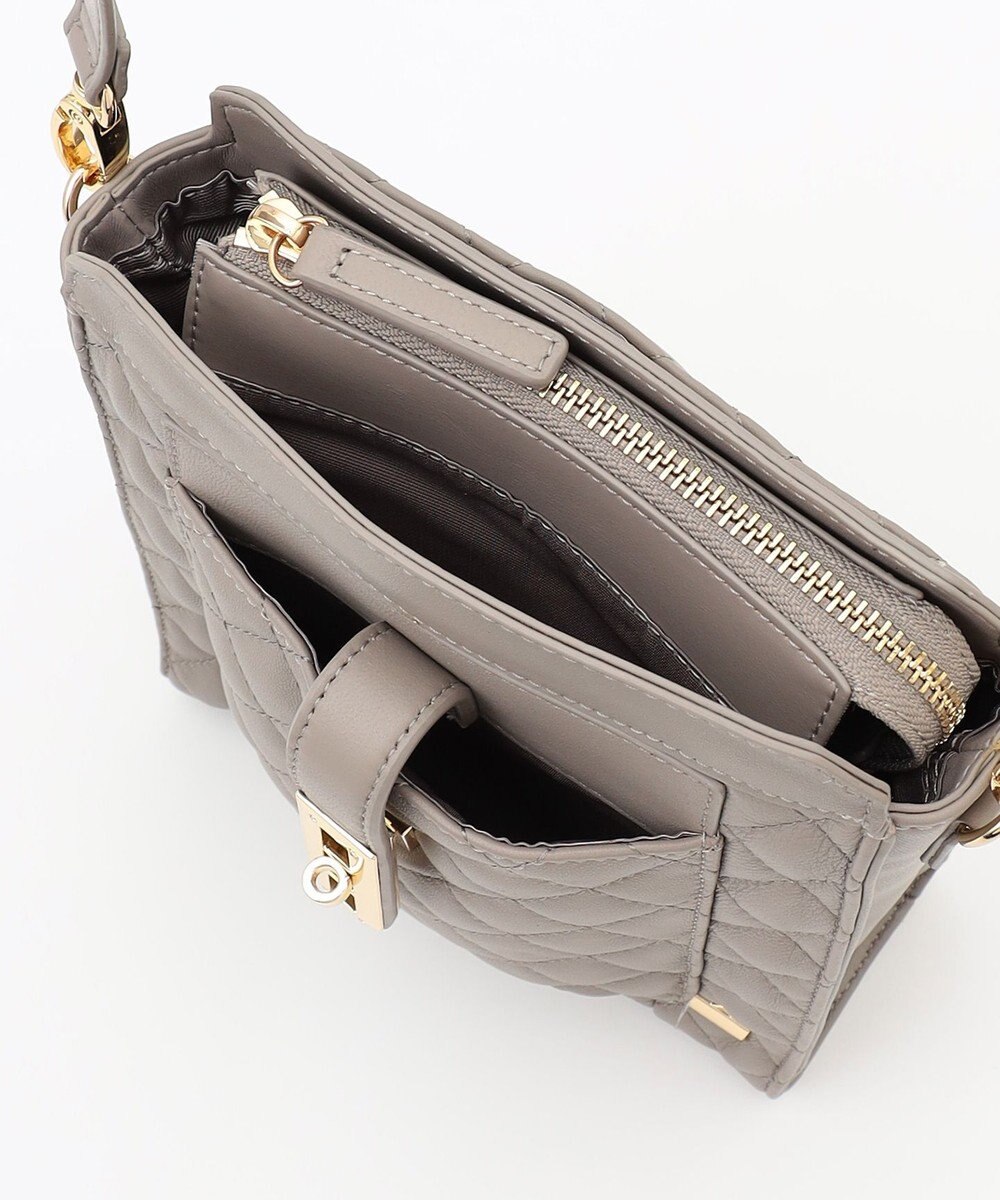 LA BAGAGERIE シープキルトWストラップスクエアショルダー 