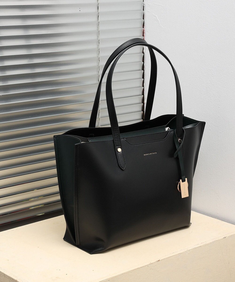 style code 【MERCURYDUO/マーキュリーデュオ】両アオリポケット サイド配色A4トートバッグ　 キーチャーム付 