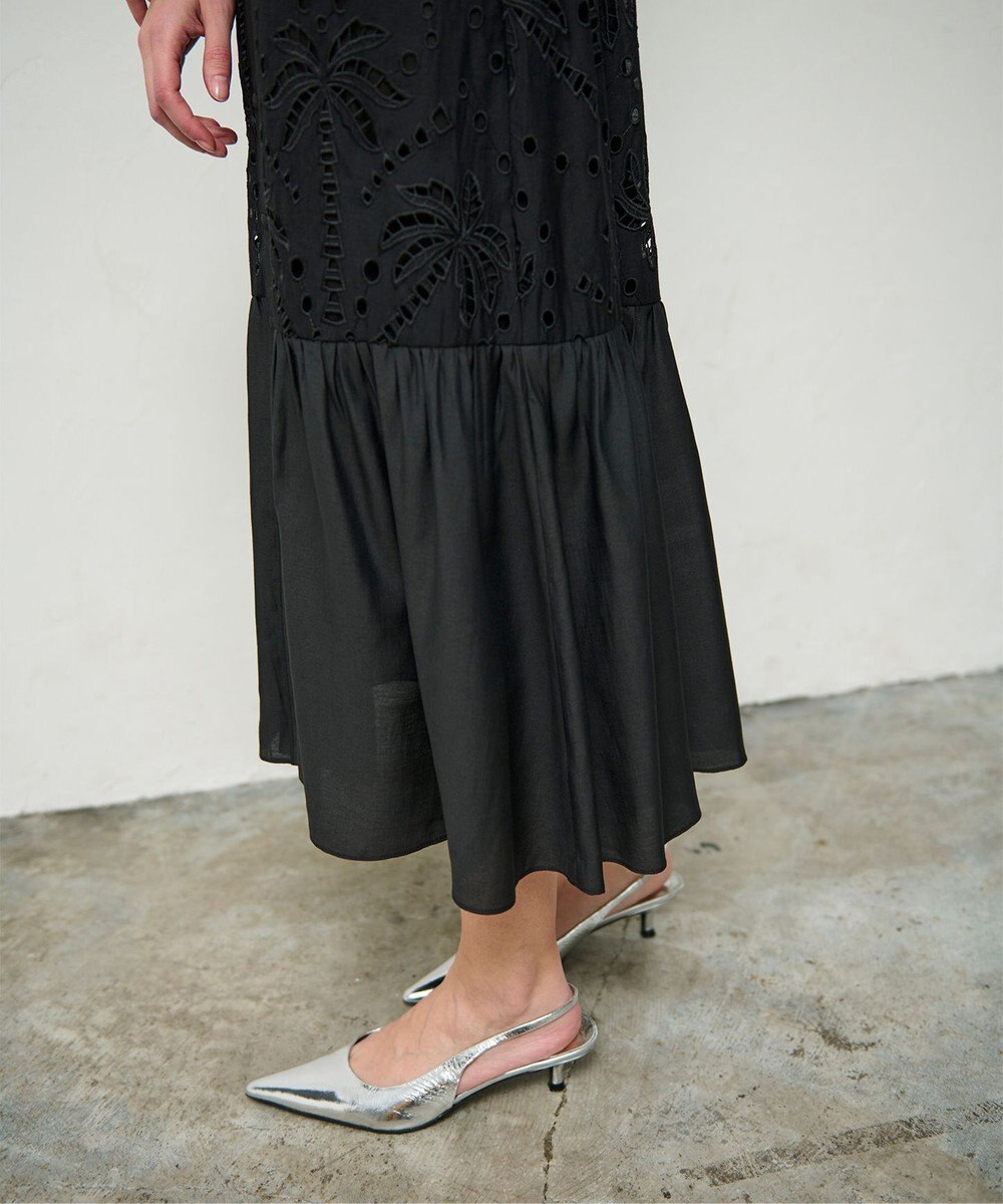 GRACE CONTINENTAL ヤシ柄カットワークワンピース 