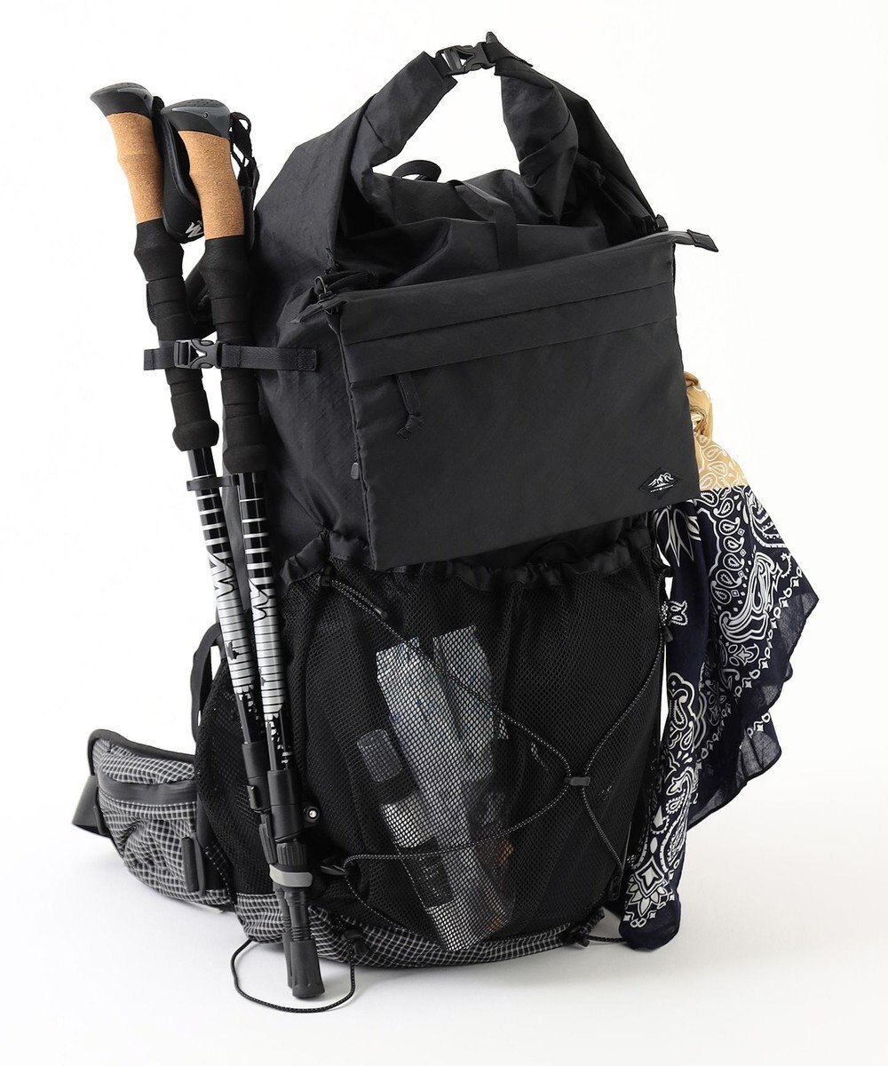 JOSEPH ABBOUD MOUNTAIN 【軽量/ECO撥水/サスティナブル素材/サコッシュが取り外せる】リサイクルリップストップ バックパック 33L 