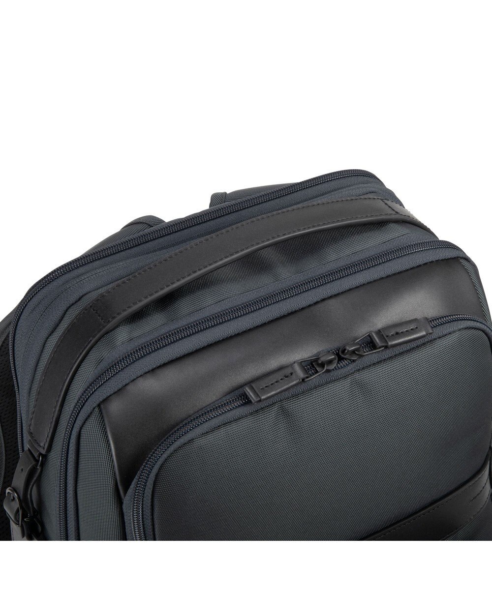 ZERO HALLIBURTON  ＺＥＳＴ３ ビジネスリュック  B4サイズ 15.6インチPC収納 17/21L 2気室 エキスパンド 81731 