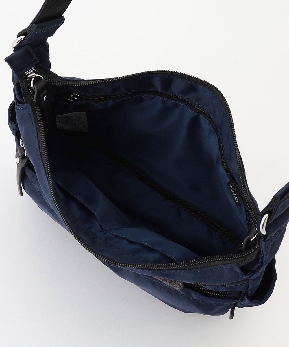 Y'SACCS トリプルポケットベーシックショルダー 