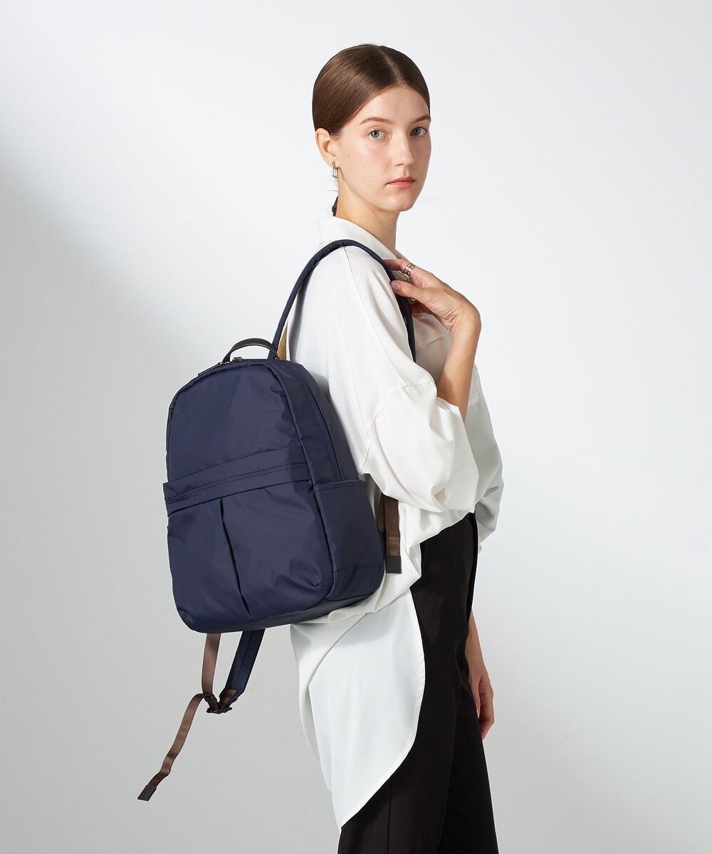 Y'SACCS ナイロンタフタ リュックサック 