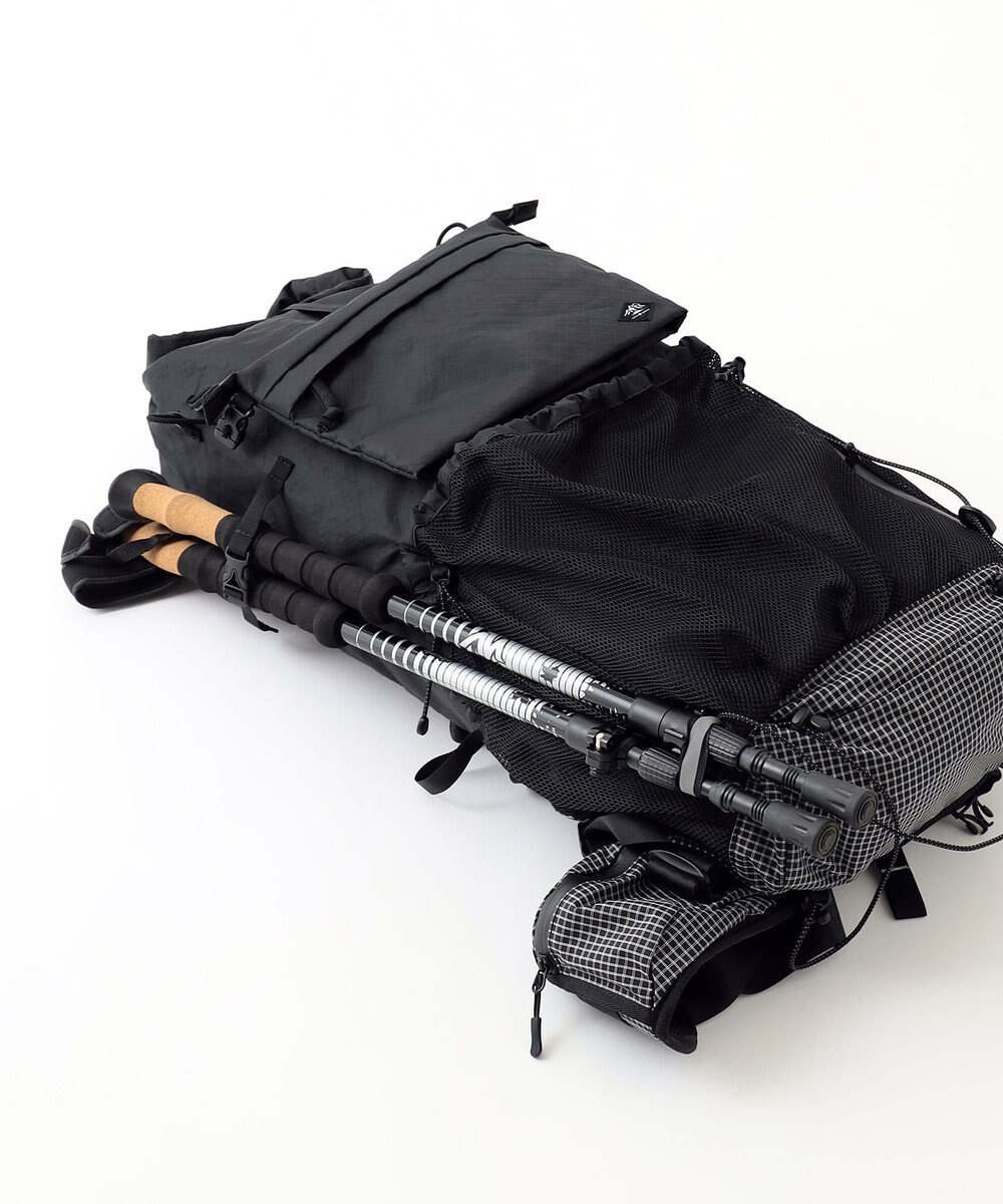 JOSEPH ABBOUD MOUNTAIN 【軽量/ECO撥水/サスティナブル素材/サコッシュが取り外せる】リサイクルリップストップ バックパック 33L 