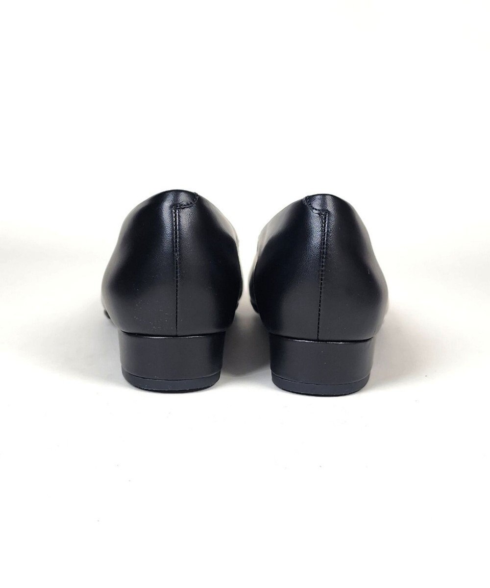 Dominic3 ディープカット レザーパンプス 