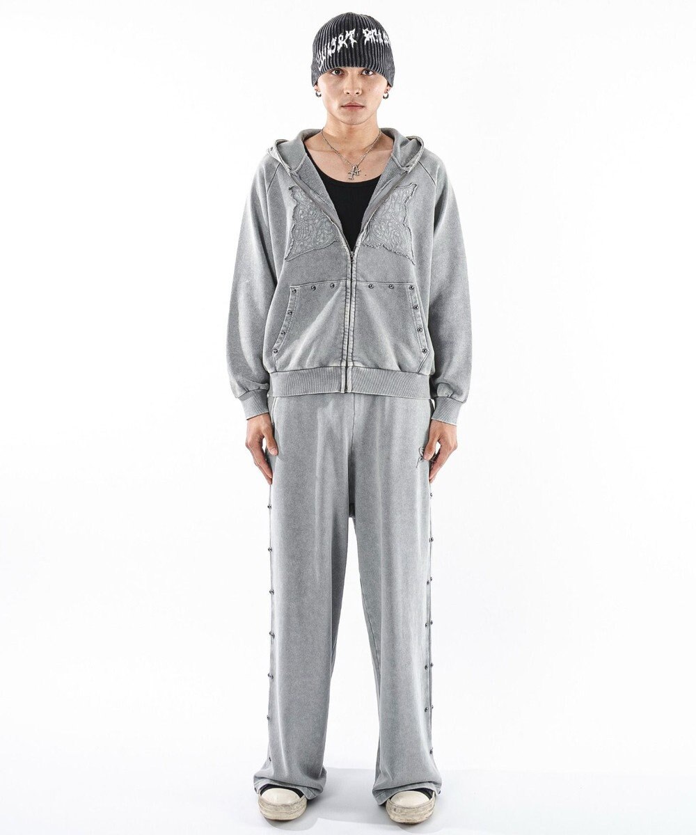 WEGO 【ユニセックス着用ITEM】ブリーチスタッズロゴスウェットパンツ 