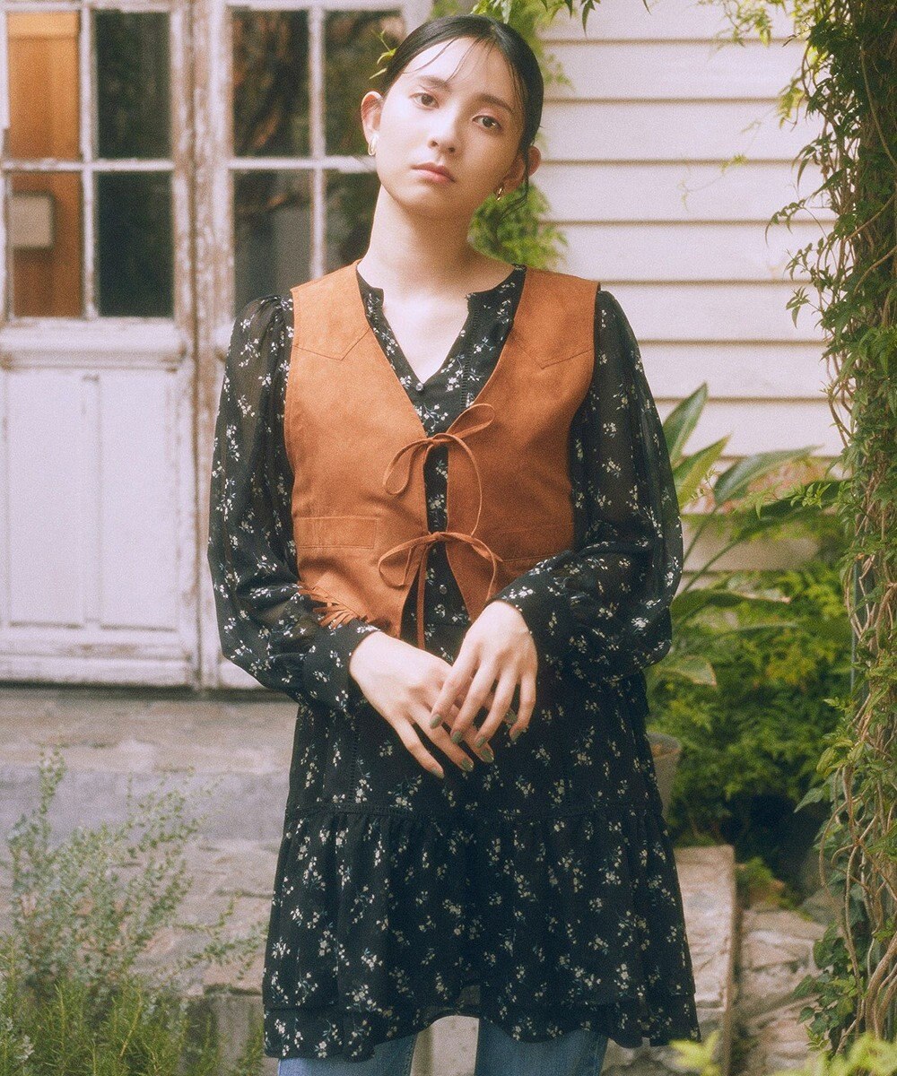 earth music&ecology フラワー楊柳ティアードミニワンピース 