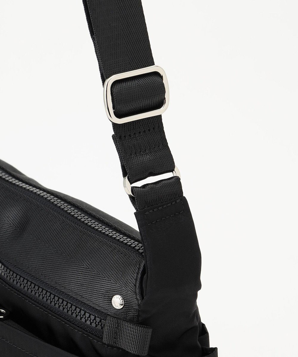 Y'SACCS テープデザイン　トラベルショルダーバッグ 