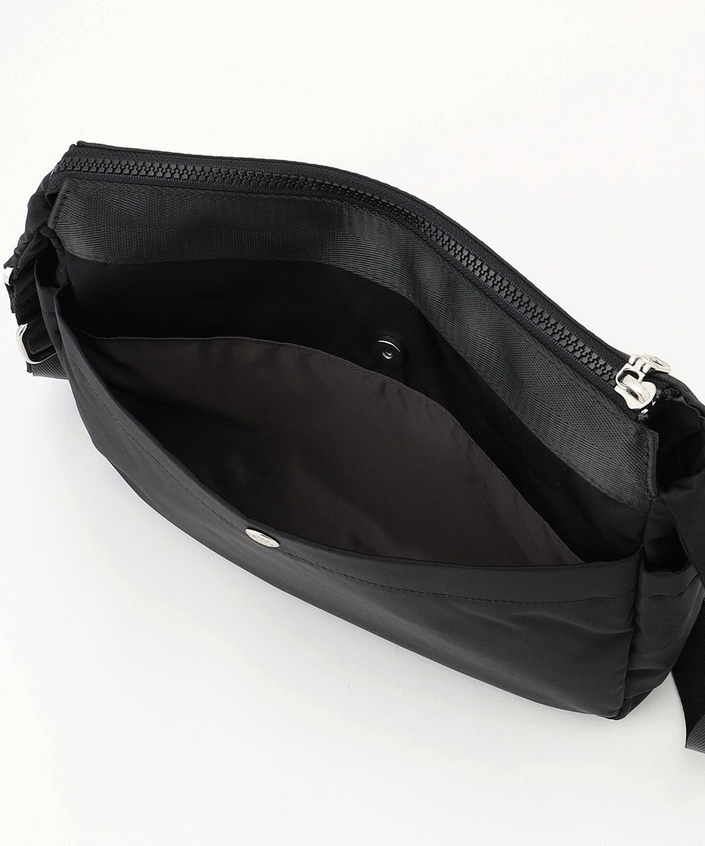 Y'SACCS テープデザイン　トラベルショルダーバッグ 