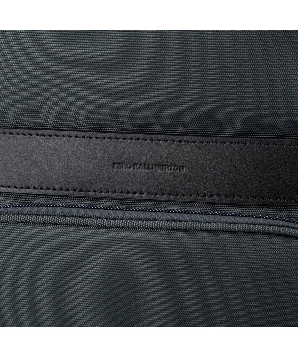 ZERO HALLIBURTON  ＺＥＳＴ３ ビジネスリュック  B4サイズ 15.6インチPC収納 17/21L 2気室 エキスパンド 81731 