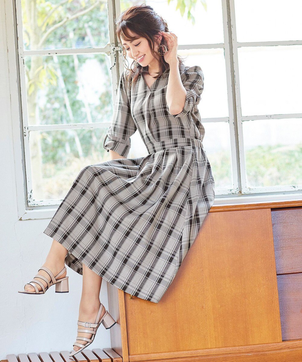 Tiaclasse L 【洗える】小顔効果も期待できるスキッパーシャツワンピース 