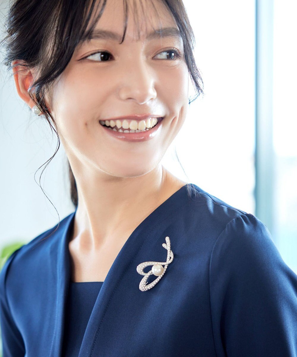 Tiaclasse ハートモチーフブローチ 