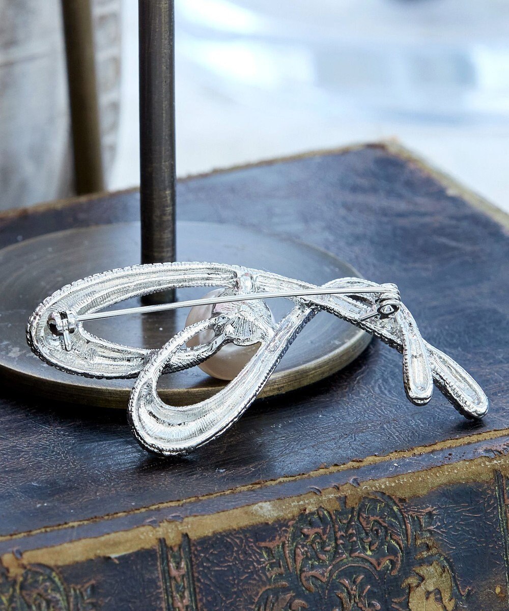 Tiaclasse ハートモチーフブローチ 