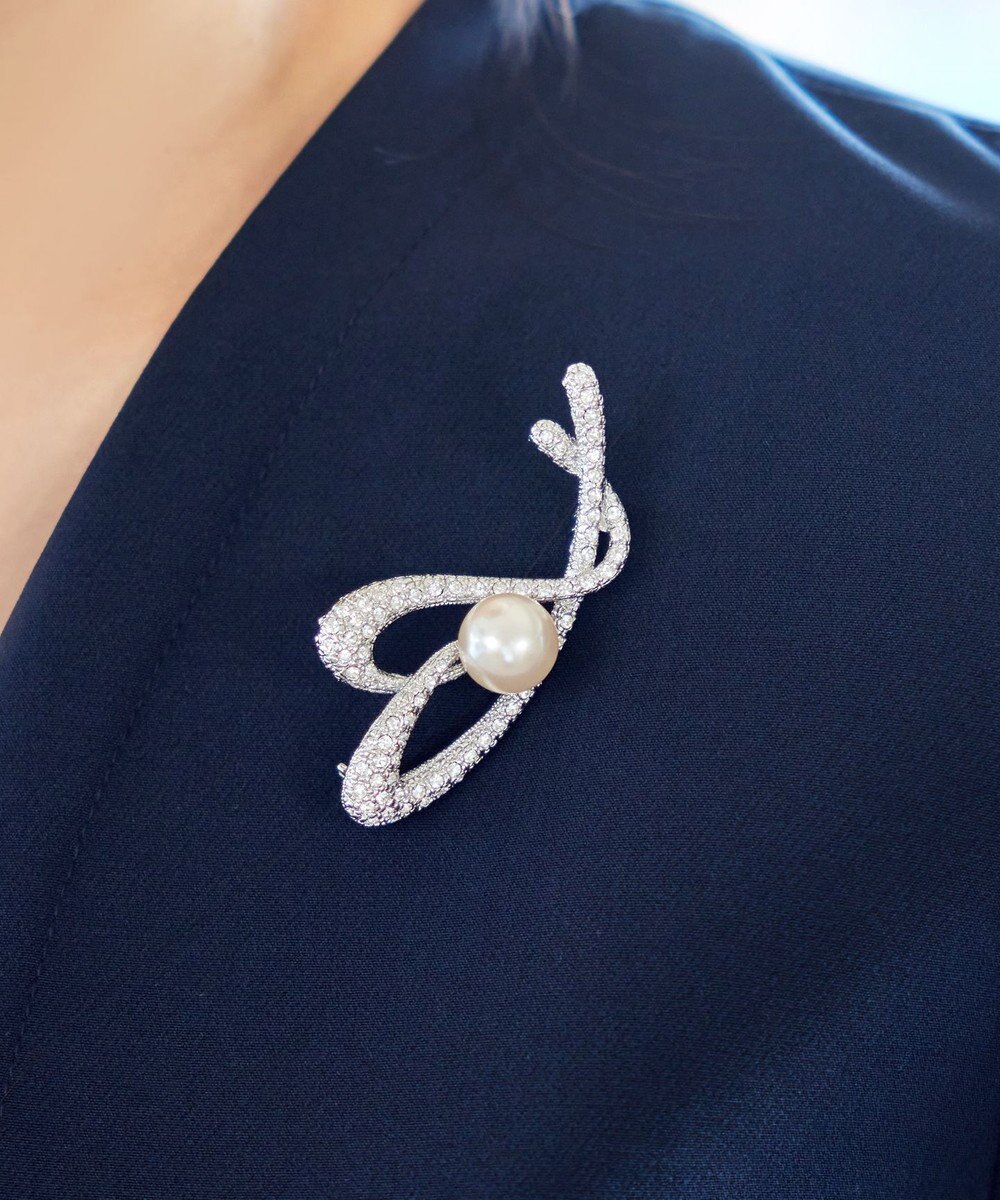 Tiaclasse ハートモチーフブローチ 