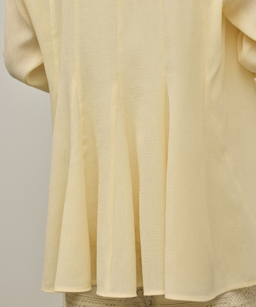 GRACE CONTINENTAL バックフレアシャツ 