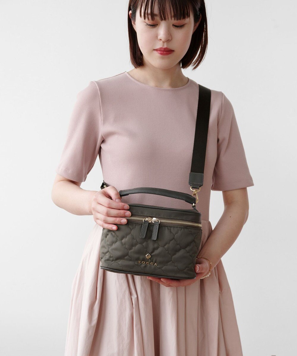 TOCCA CHECKER CLOVER VANITY ヴァニティバッグ 