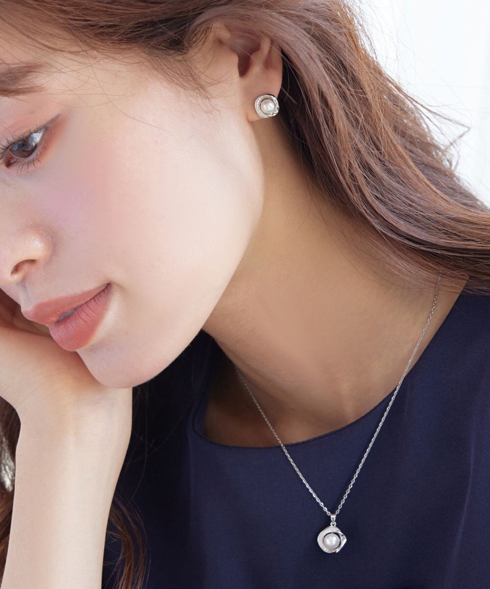 Tiaclasse 【金属アレルギー対応】淡水パールピアス＆ネックレス 