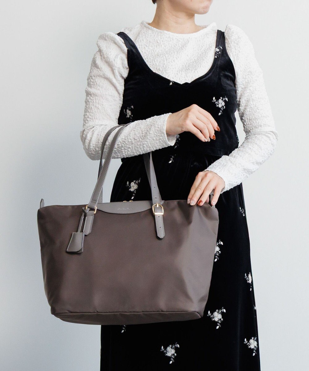 ACE BAGS & LUGGAGE 【ポーチにしまえる】Jewelna Rose ラヴィーナ フォールディングトートバッグ A4サイズ 16291 ジュエルナローズ 