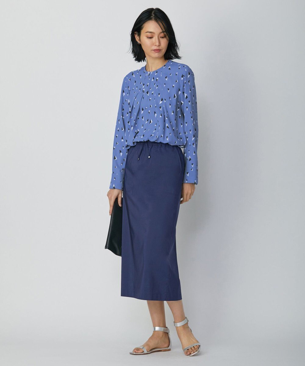 ICB 【UVケア・速乾】Back Satin Amunzen クルーネックブラウス 