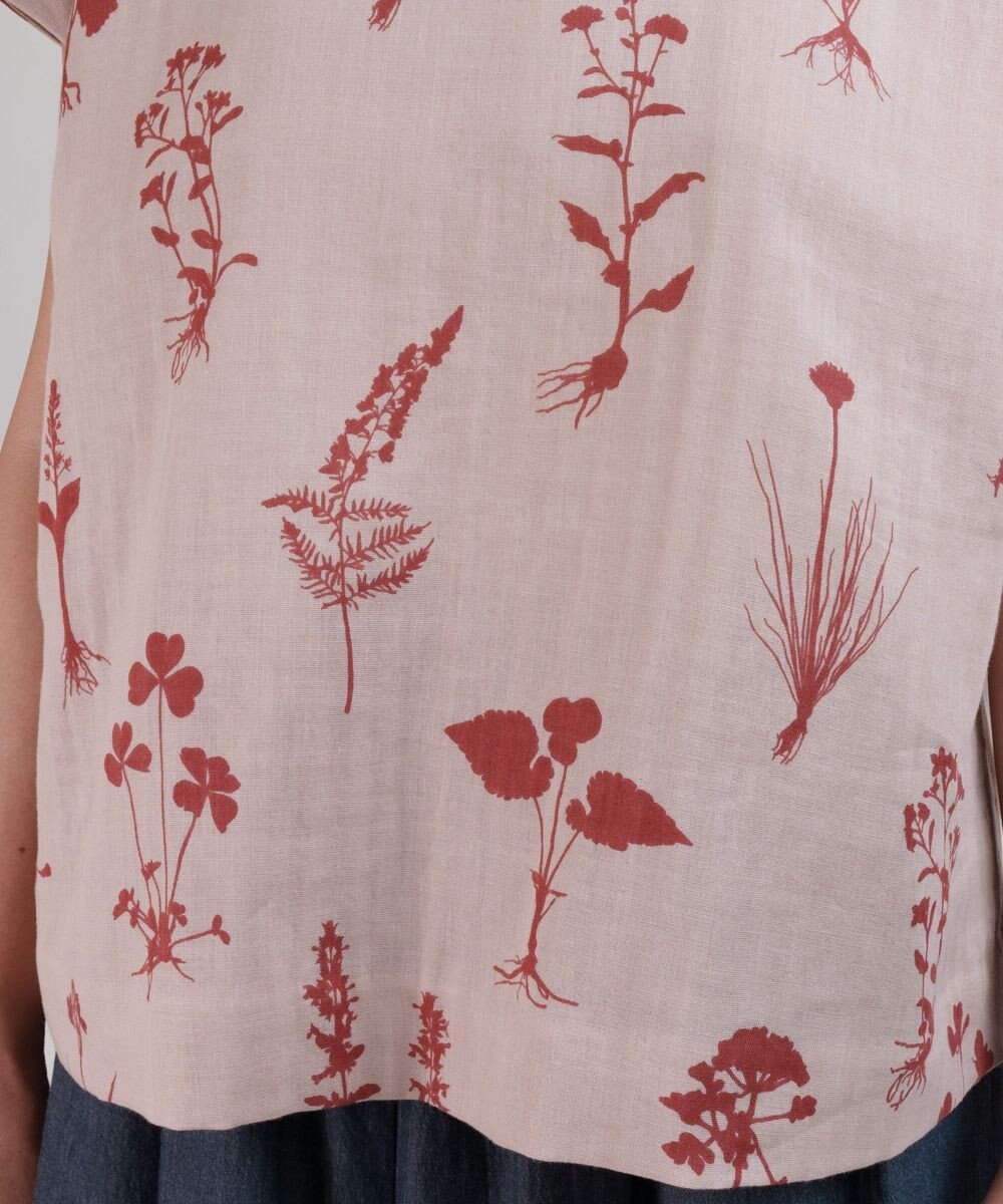 muuc 【ゆったりシルエットで涼しく上品】植物の影絵プリント プルオーバー 