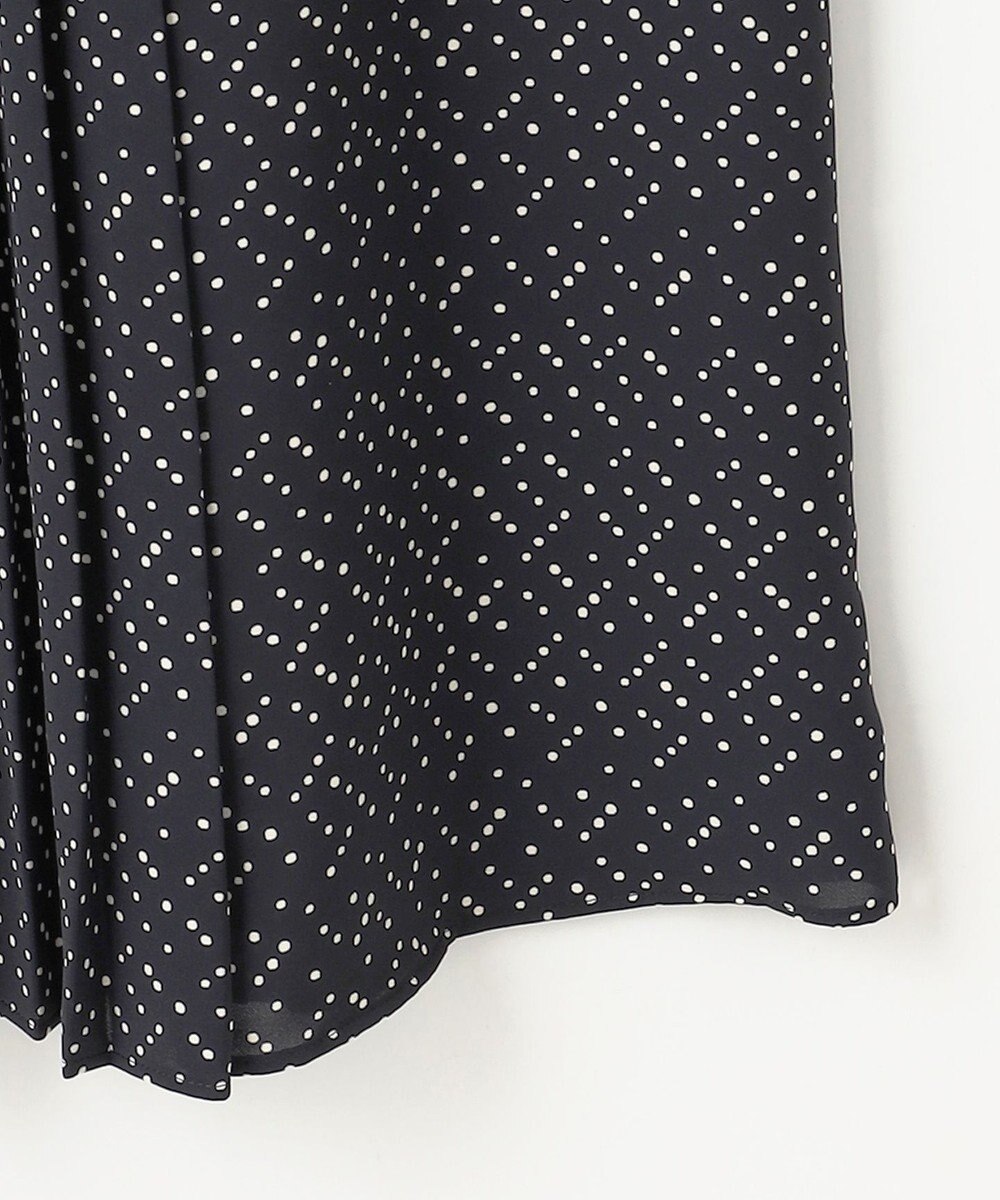 自由区 L 【19号サイズまで展開】ライトサテン ワンピース 