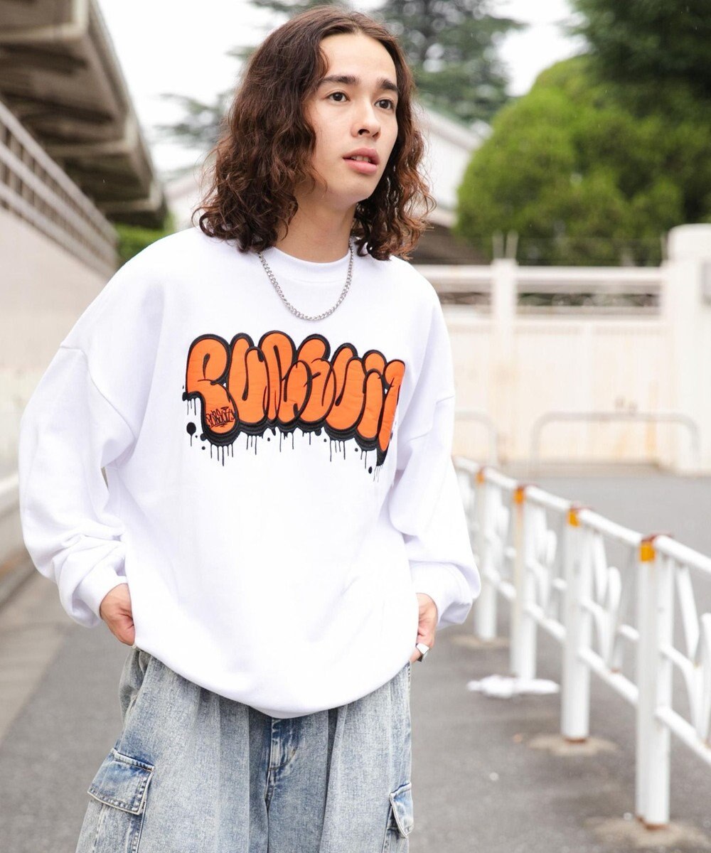 WEGO アクセ付きグラフィックプルオーバー 