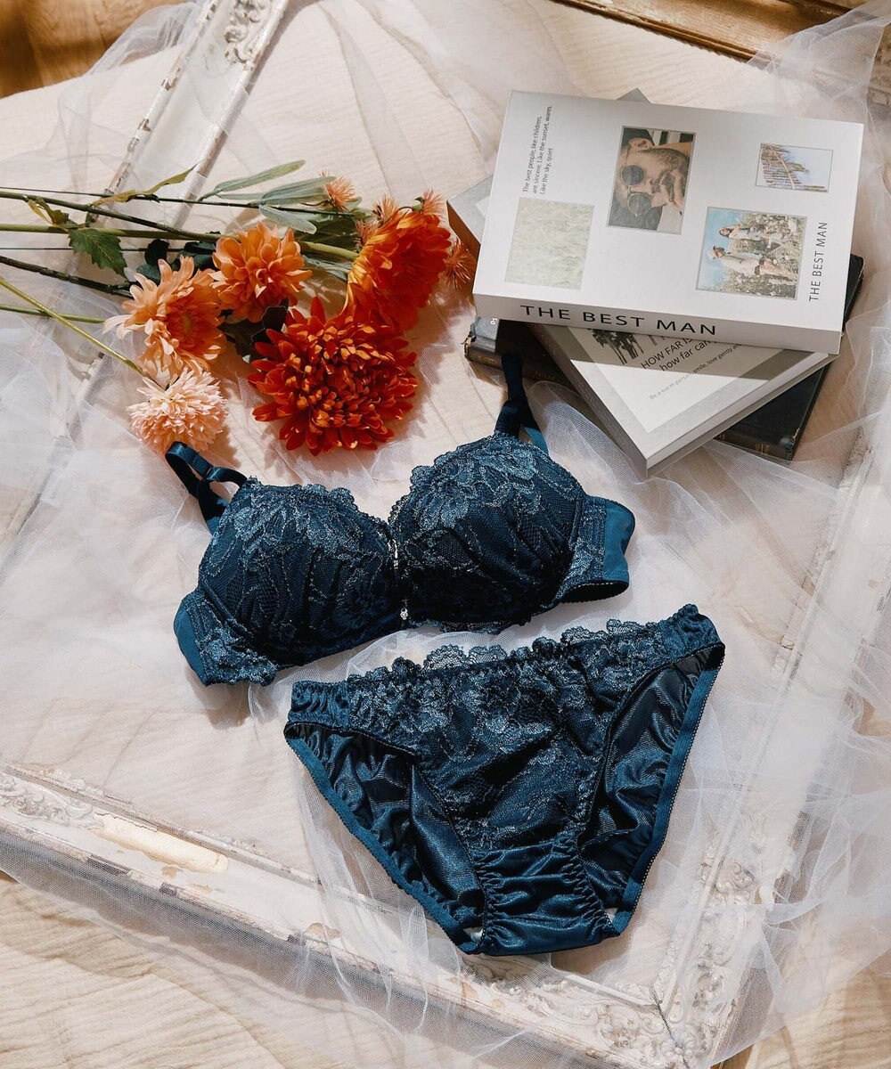 San-ai Resort（三愛水着楽園） 【WEB限定】【プチプラブラセット】純欲カラーヌーディーレーシーストリングブラ＆ショーツセット 【northerly】 