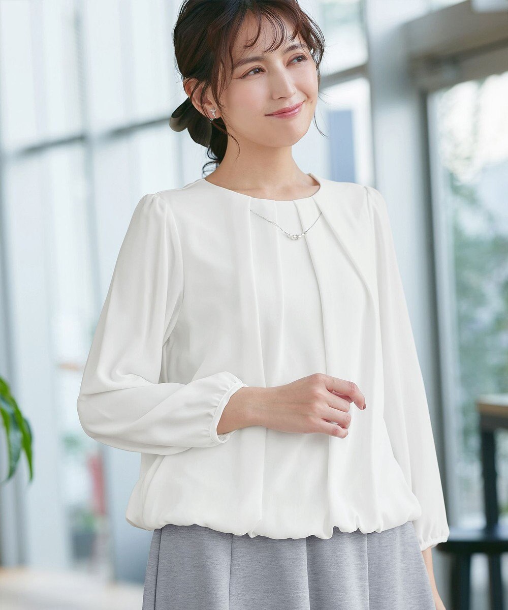 Tiaclasse 【洗える】ネックレス見えパーツ付きタックブラウス 