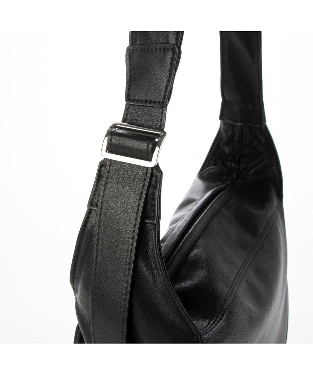 UNBILLION カシュカシュ cachecache / レザータッチソフトショルダーバッグ 