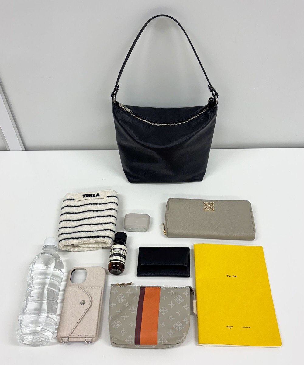 russet 《3/4～価格改定》ソフトレザーシンプルショルダーバッグ(CE-1328-WEB) 