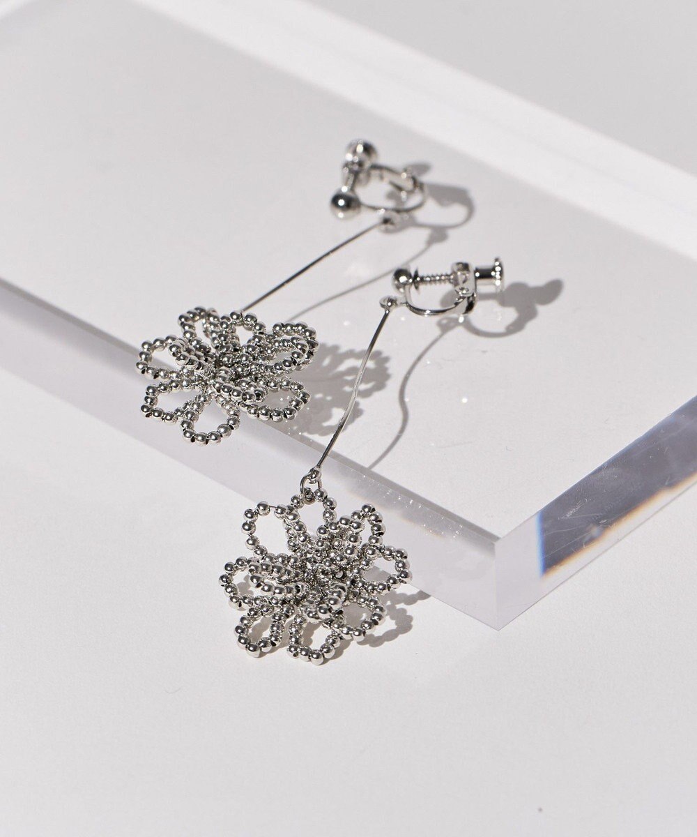 AMERICAN HOLIC フラワービーズイヤリング 