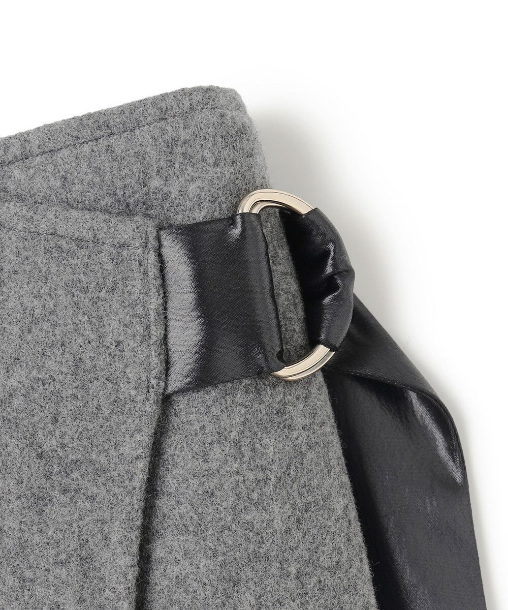 BEIGE， GRASSE / サテンベルト付きリバーラップスカート 