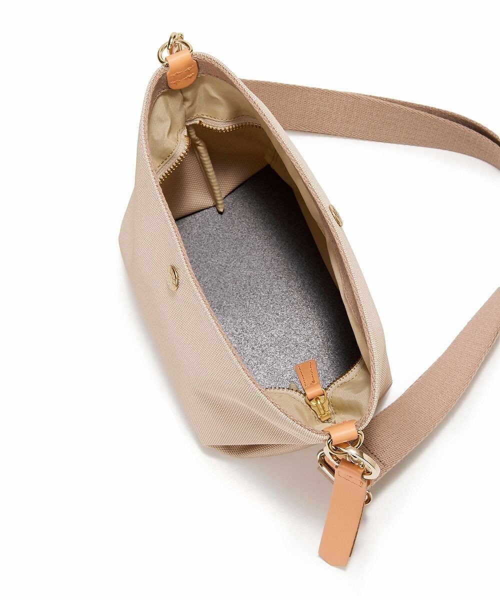 TOPKAPI 【Breath TOPKAPI】Aerial エアリアル ナイロン カラーストラップ付き ショルダーバッグ /軽量 