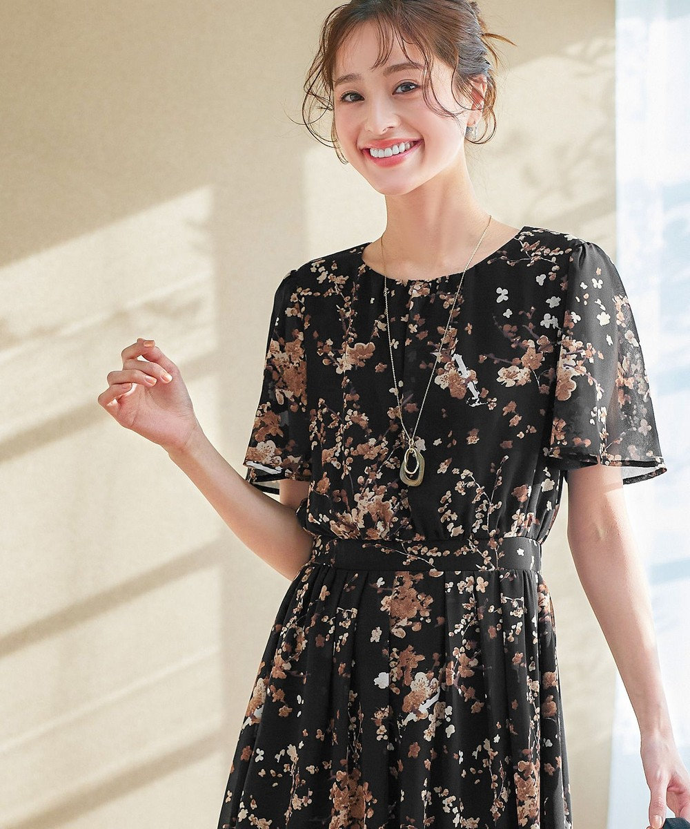 Tiaclasse 【小倉優子さん着用・洗える】大花柄シフォンワンピース 