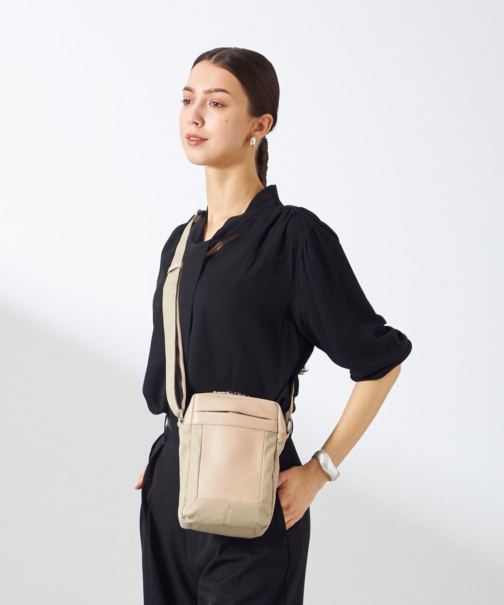 Y'SACCS ブロックモチーフポシェット 