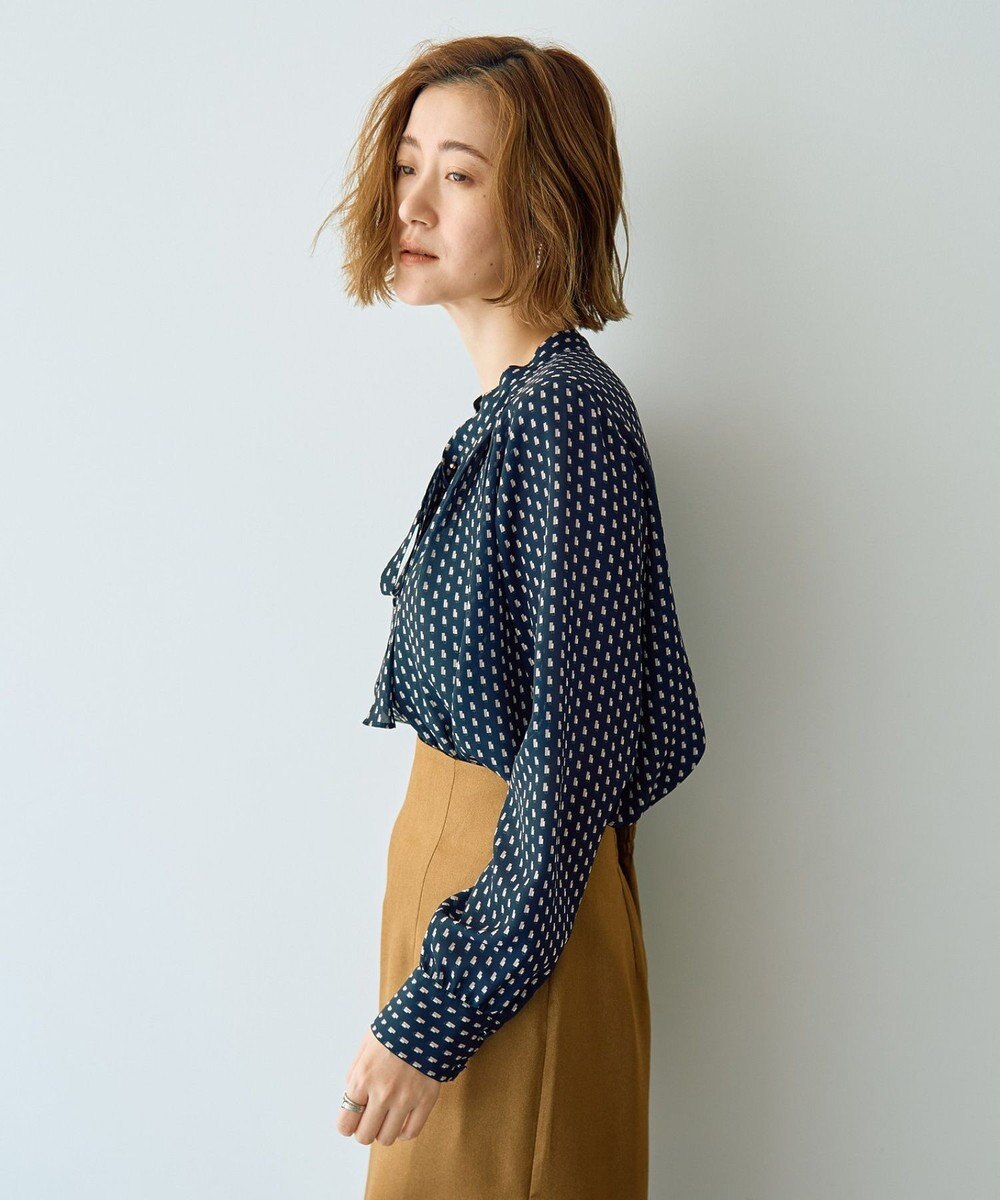 YECCA VECCA ジオメ柄ボウタイブラウス 
