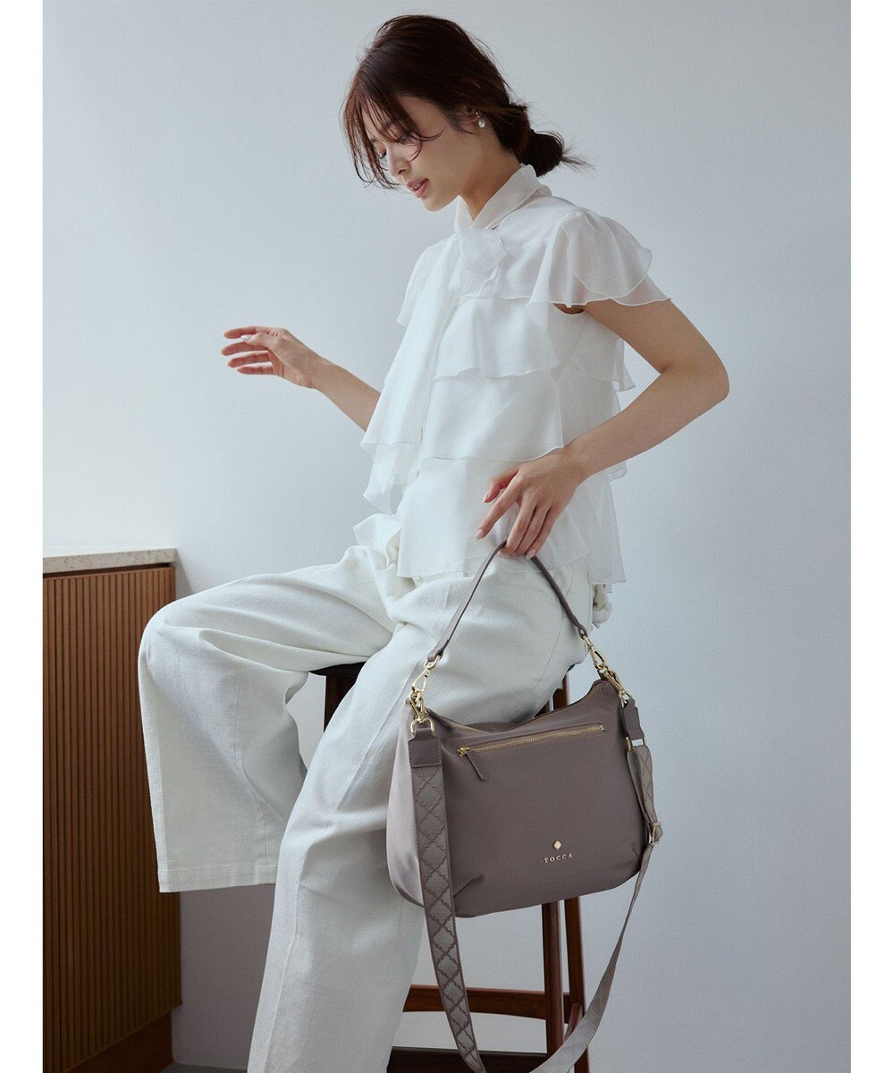 TOCCA CUSHION SILHOUETTE NYLON BAG マルチWAY バッグ 