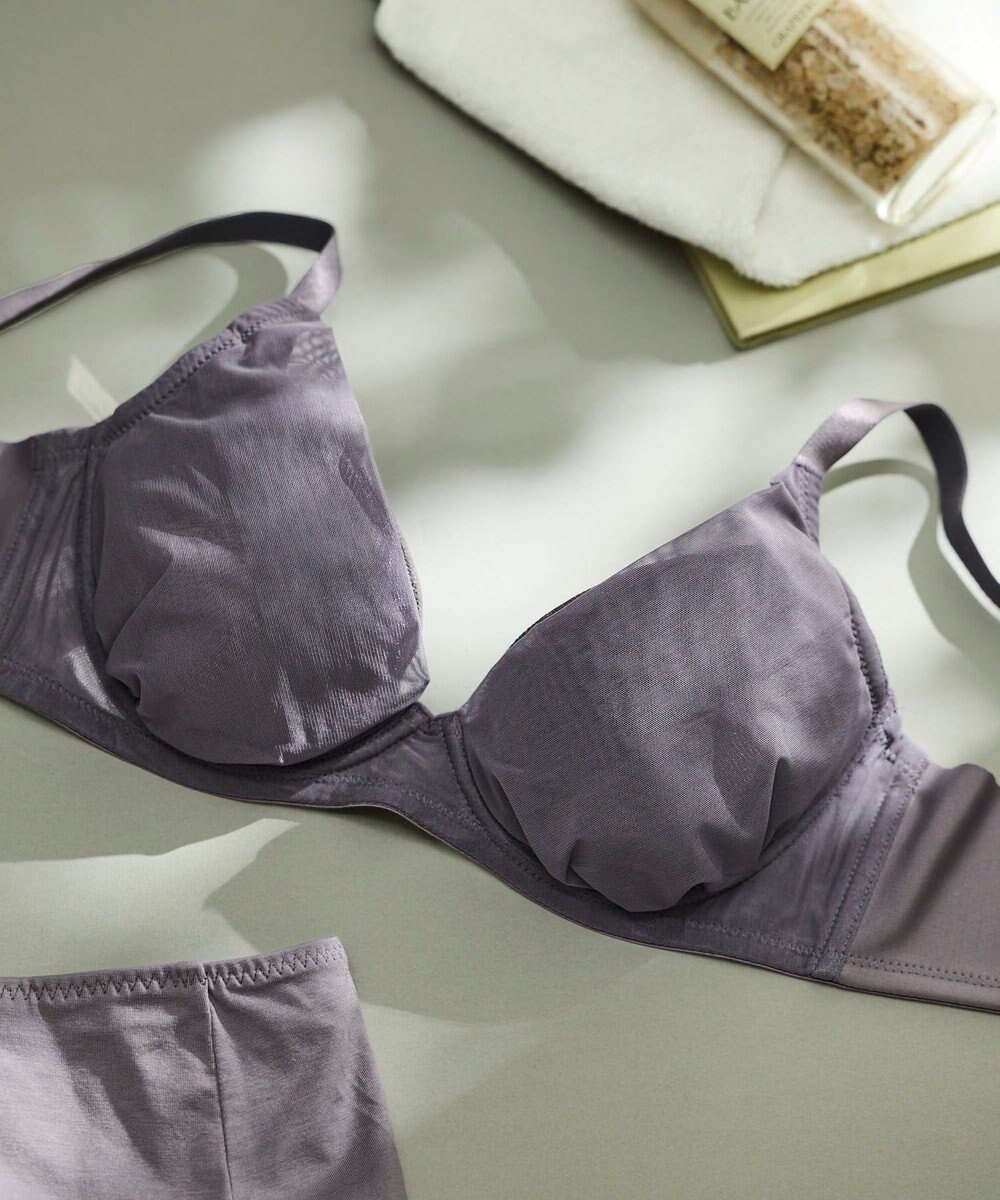 une nana cool 小さく見せるブラ ミニマイザーブラ シンプル 