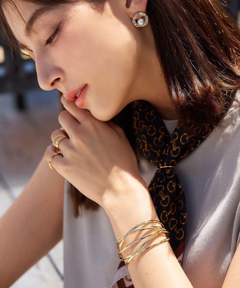 Tiaclasse ランダムクロスバングル 