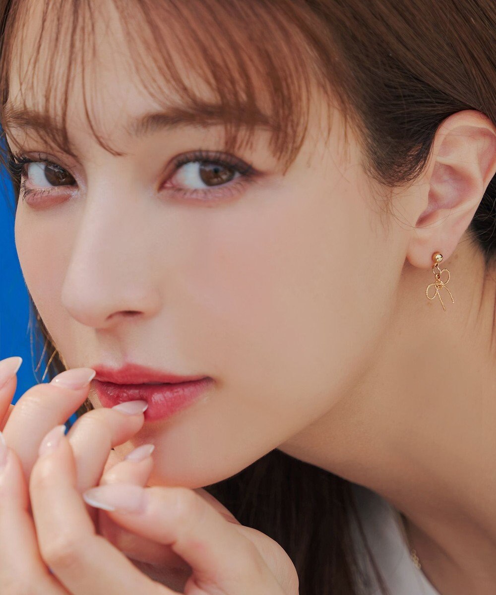 Tiaclasse 【安田美沙子さん着用/金属アレルギー対応/選べる2TYPE】チェーンリボン イヤリング・ピアス 