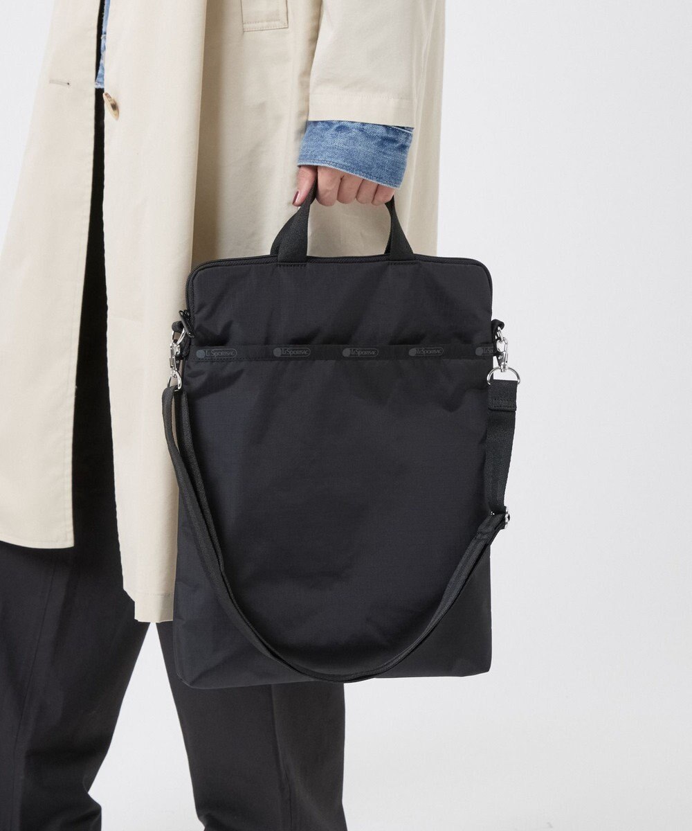 LeSportsac N/S LAPTOP BAG/リサイクルドブラックJP 