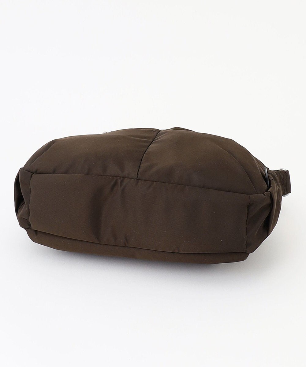 Y'SACCS トリプルポケットベーシックショルダー 