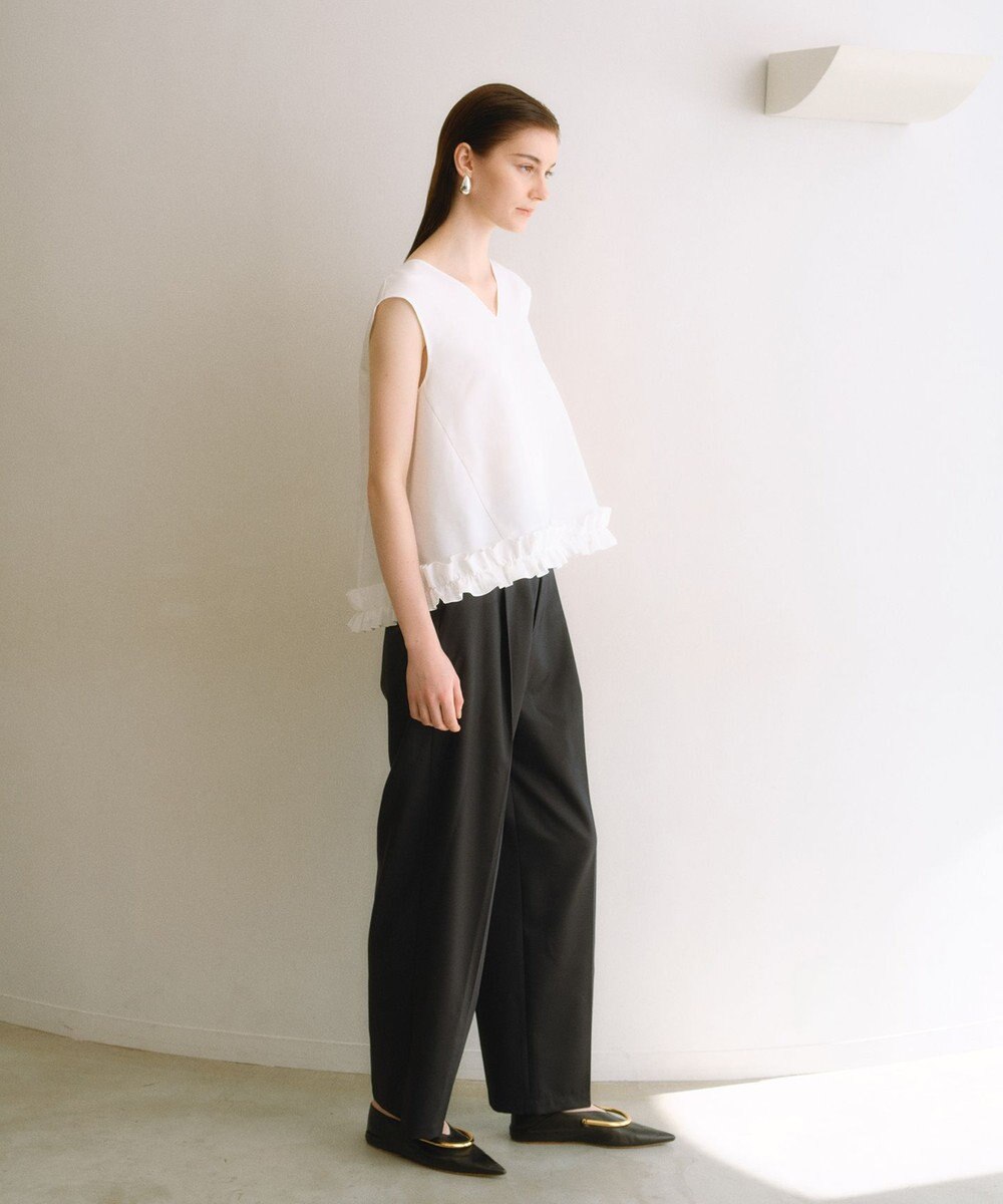 #Newans 【金子綾さんインスタライブご紹介アイテム】〈小柄さんにお勧め〉フリルヘムジレブラウス 