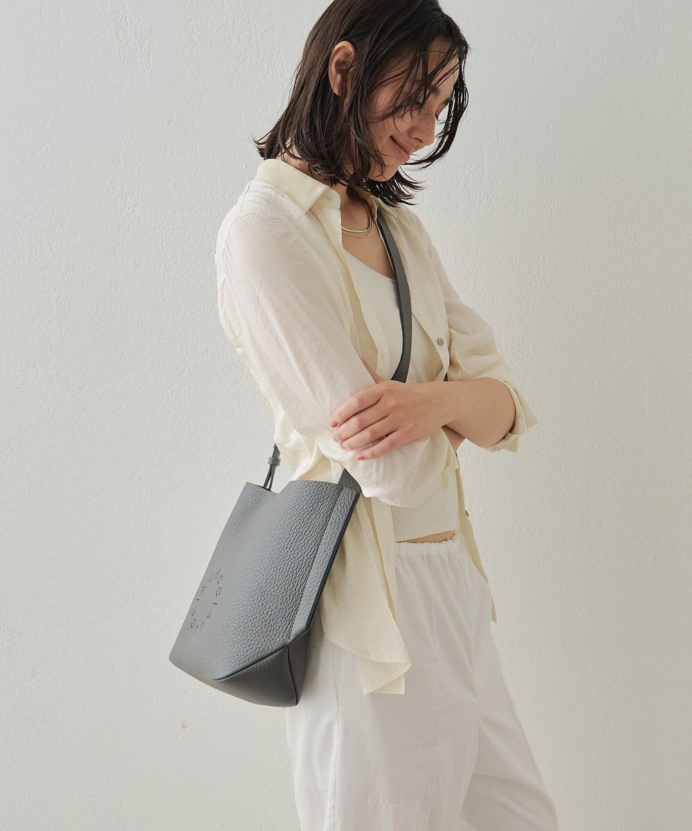 IACUCCI ルオータ ミディアムショルダー ALCE 