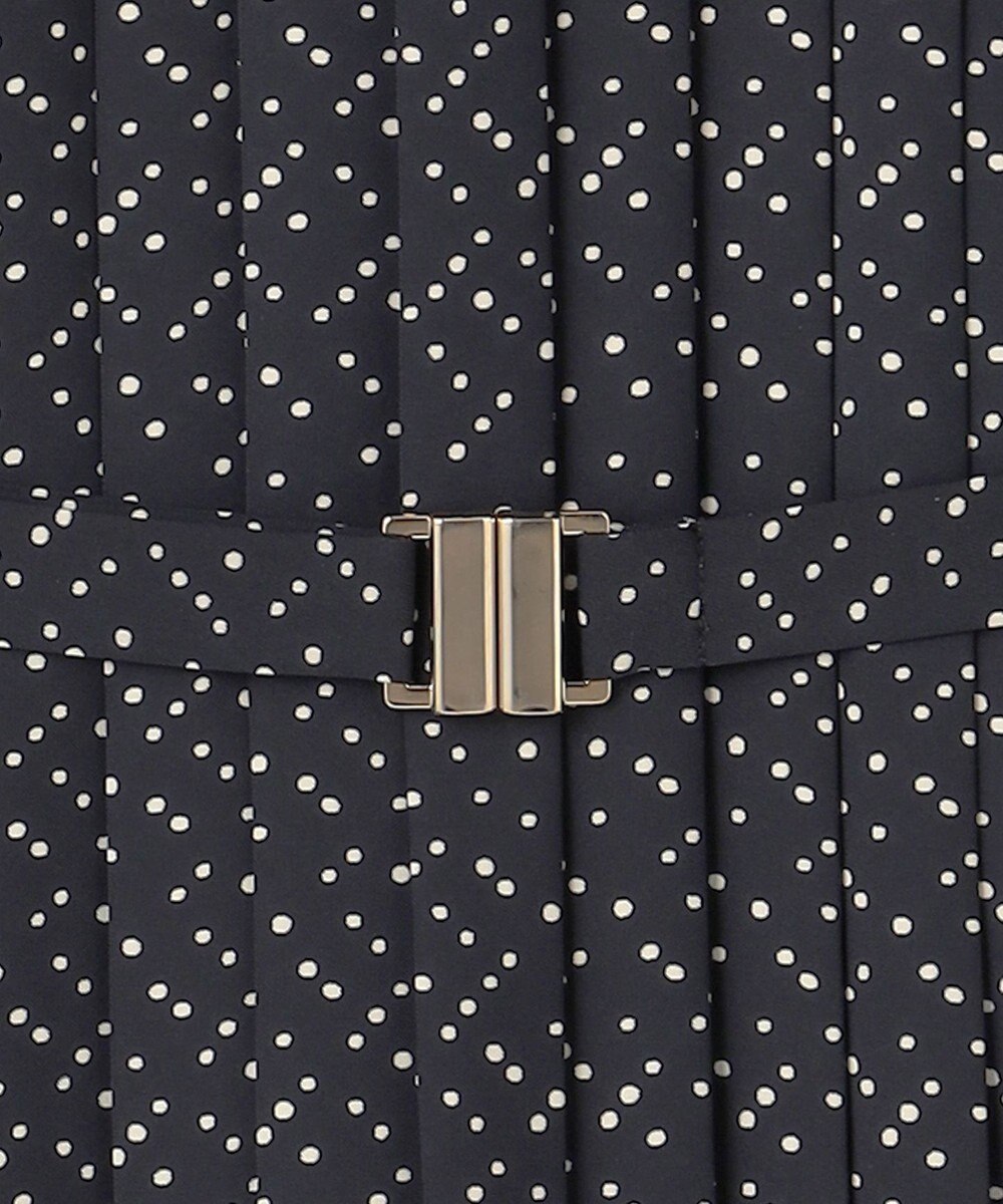 自由区 L 【19号サイズまで展開】ライトサテン ワンピース 