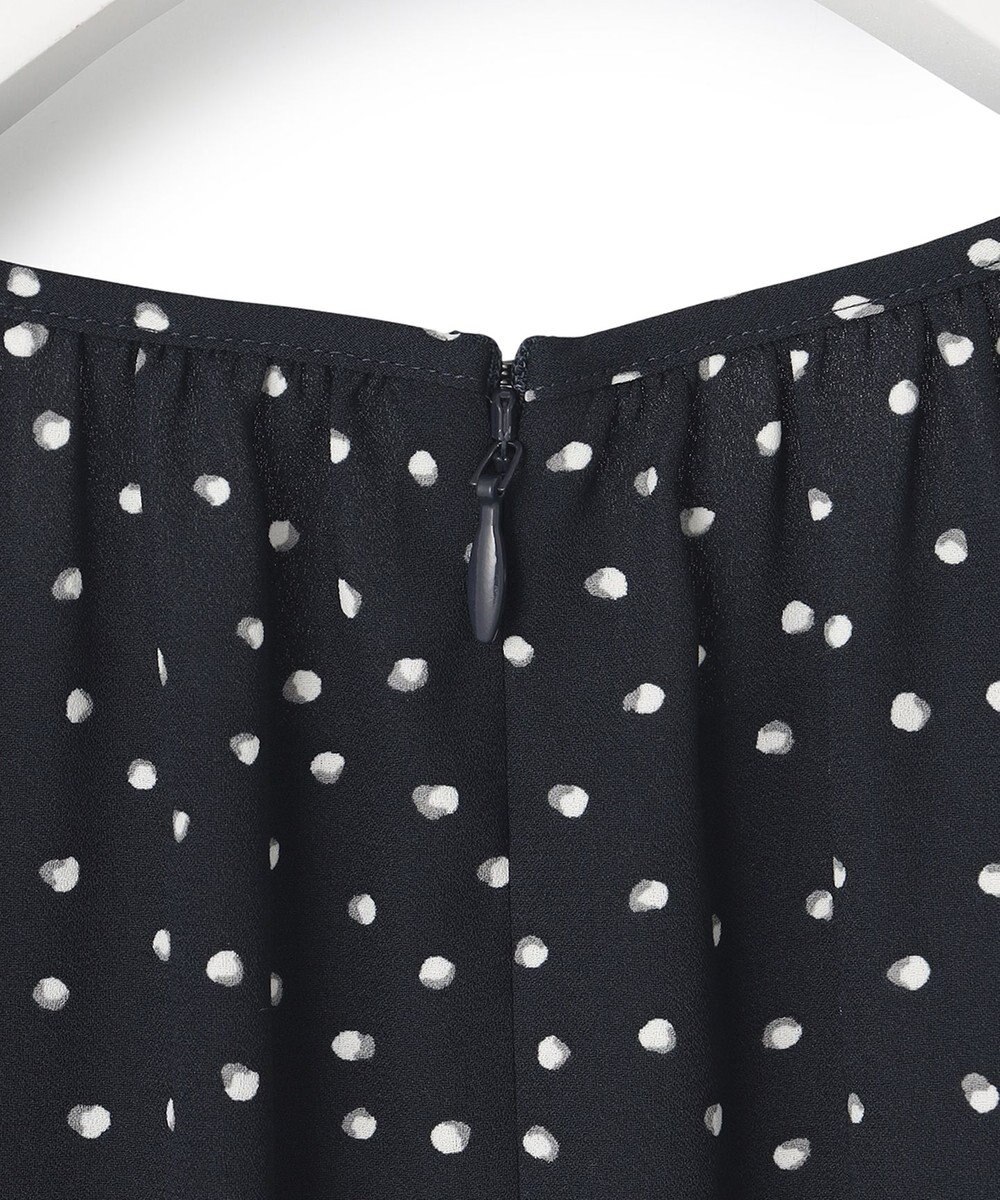 23区 【洗える】バックサテンアムンゼン ドットプリント ワンピース 