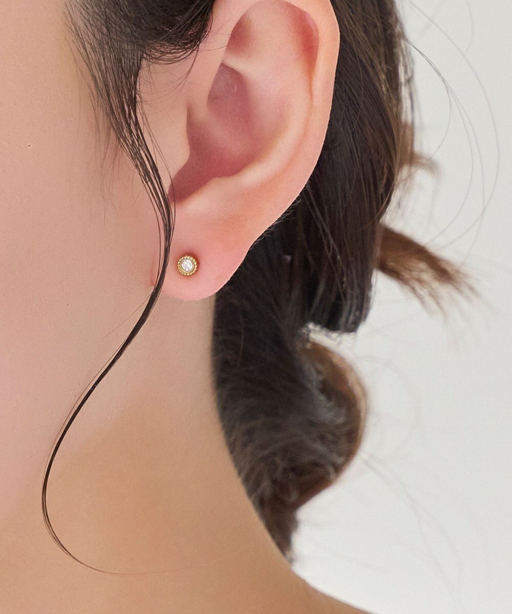 Phoebe 【金属アレルギー対応】プチシャイニングピアス　ゴールド/サージカルステンレス（片耳） 